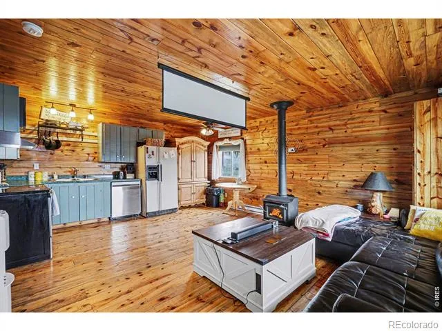 28 Possum Court Drake, CO 80515