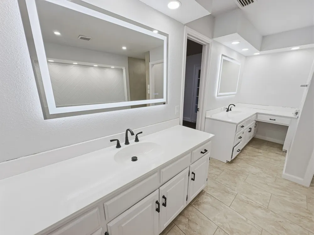 2409 Castle Street Irving, TX 75038