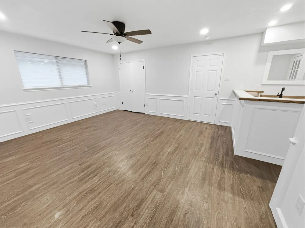 2409 Castle Street Irving, TX 75038