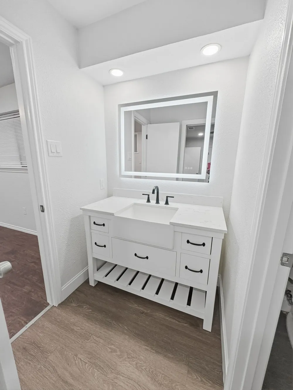 2409 Castle Street Irving, TX 75038