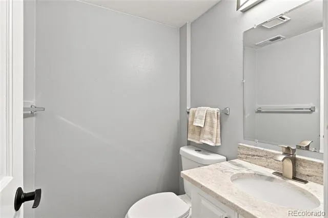1721 E Phillips Avenue Centennial, CO 80122