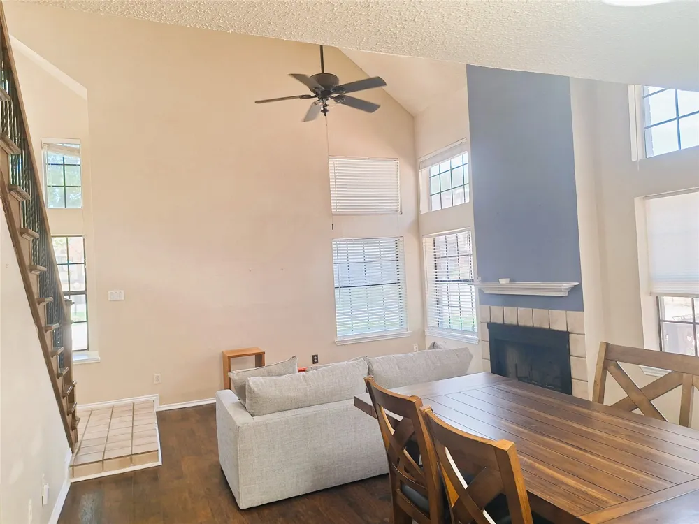 408 Santa Fe Trail #61 Irving, TX 75063