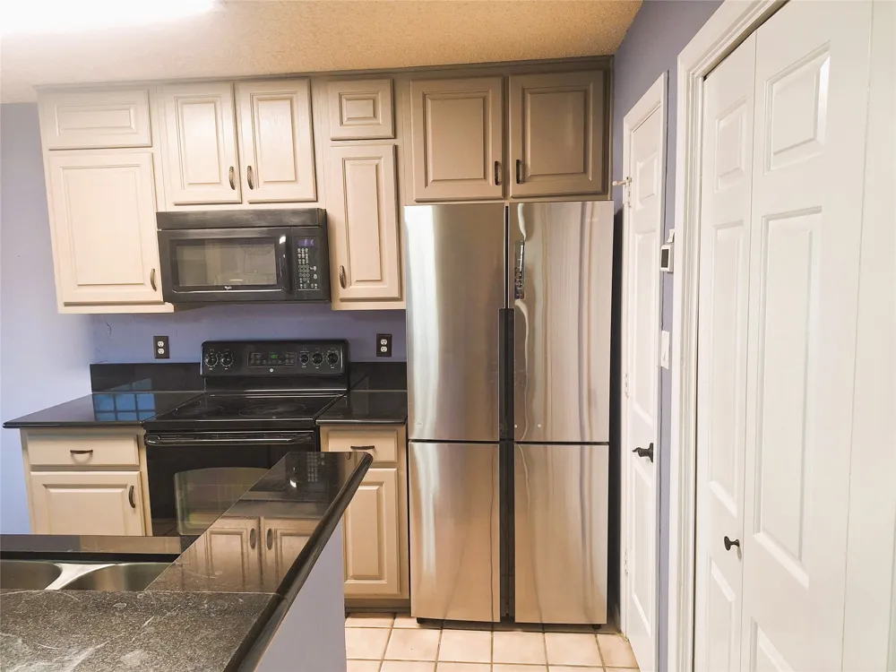 408 Santa Fe Trail #61 Irving, TX 75063