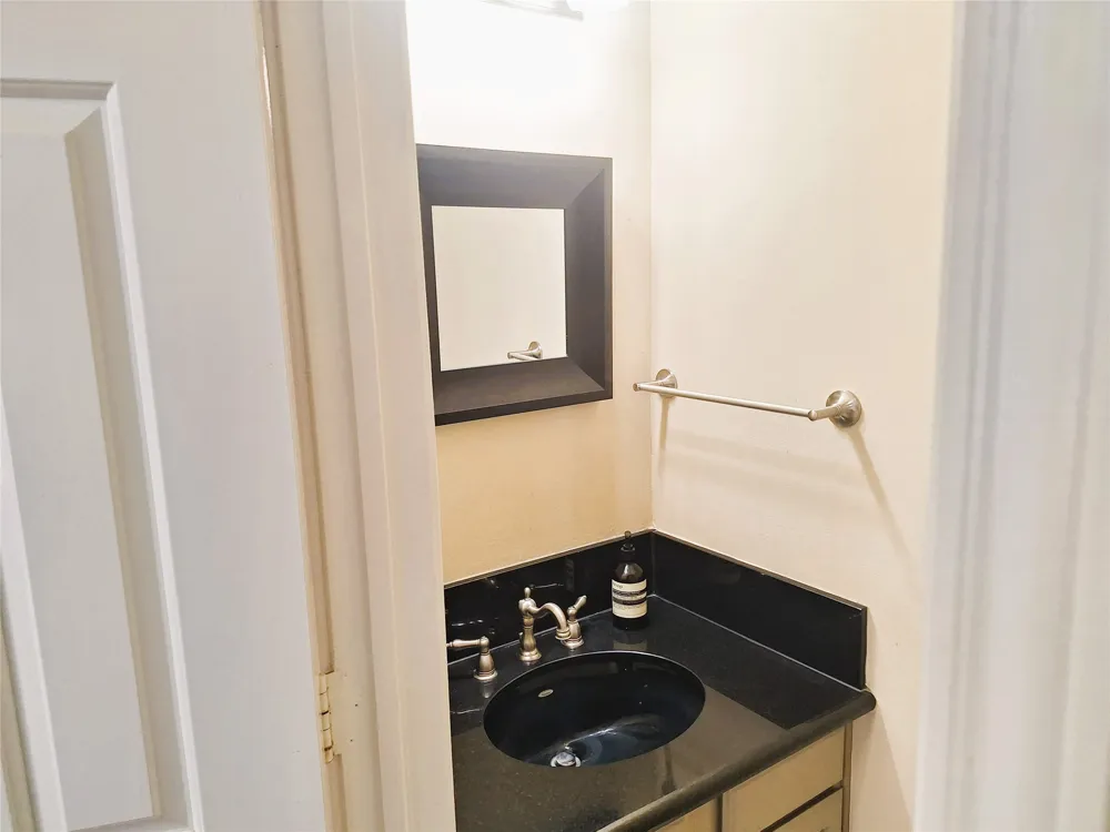 408 Santa Fe Trail #61 Irving, TX 75063
