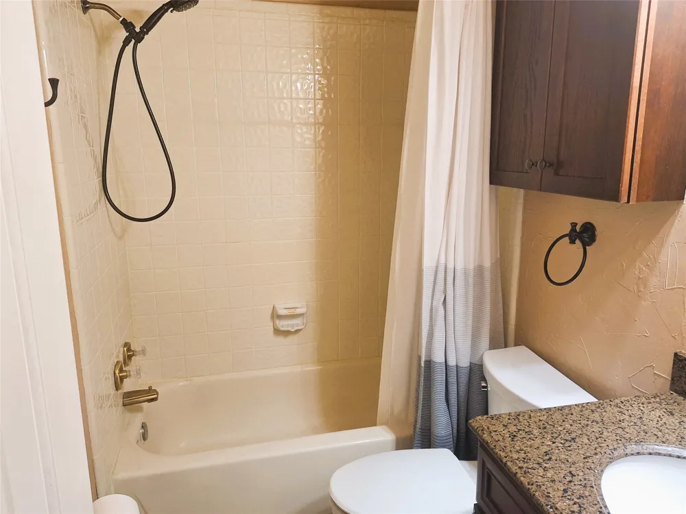 408 Santa Fe Trail #61 Irving, TX 75063