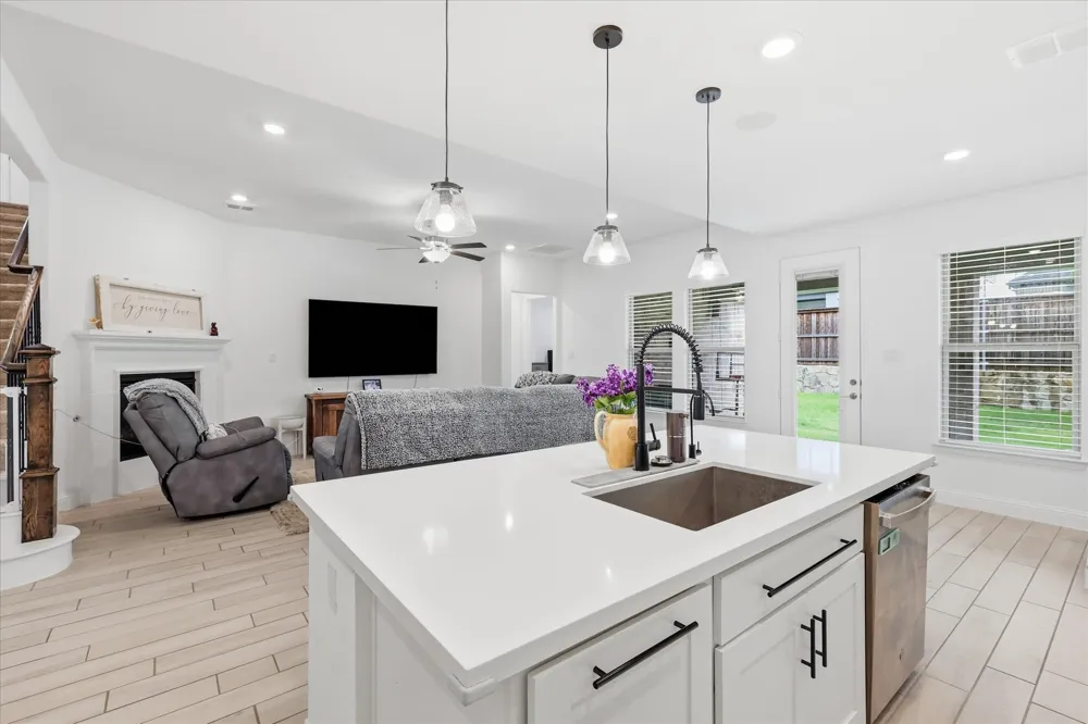 2637 Basswood Drive Northlake, TX 76226