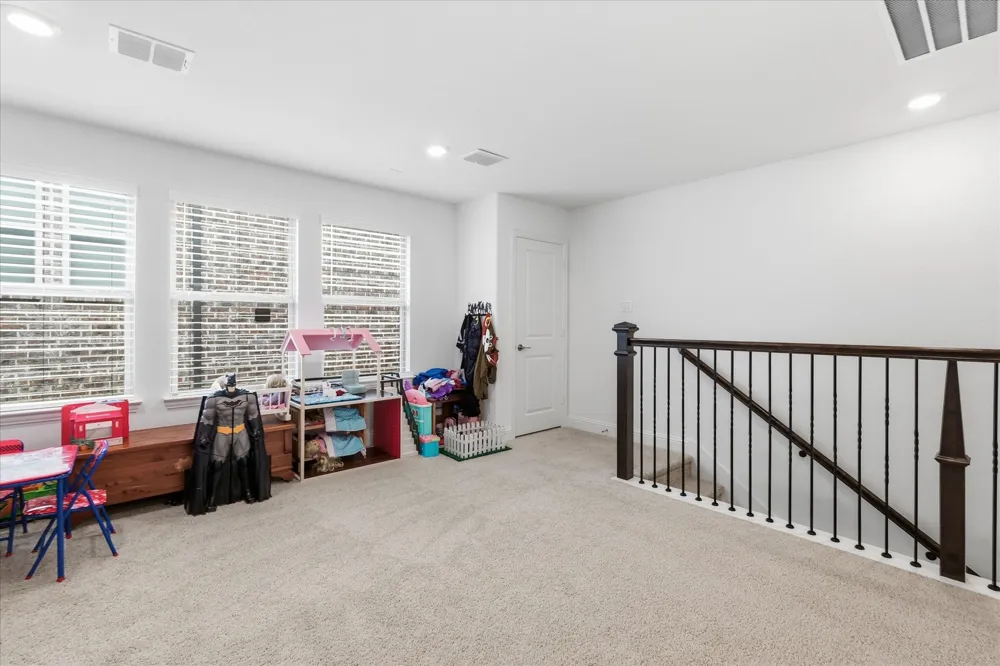 2637 Basswood Drive Northlake, TX 76226