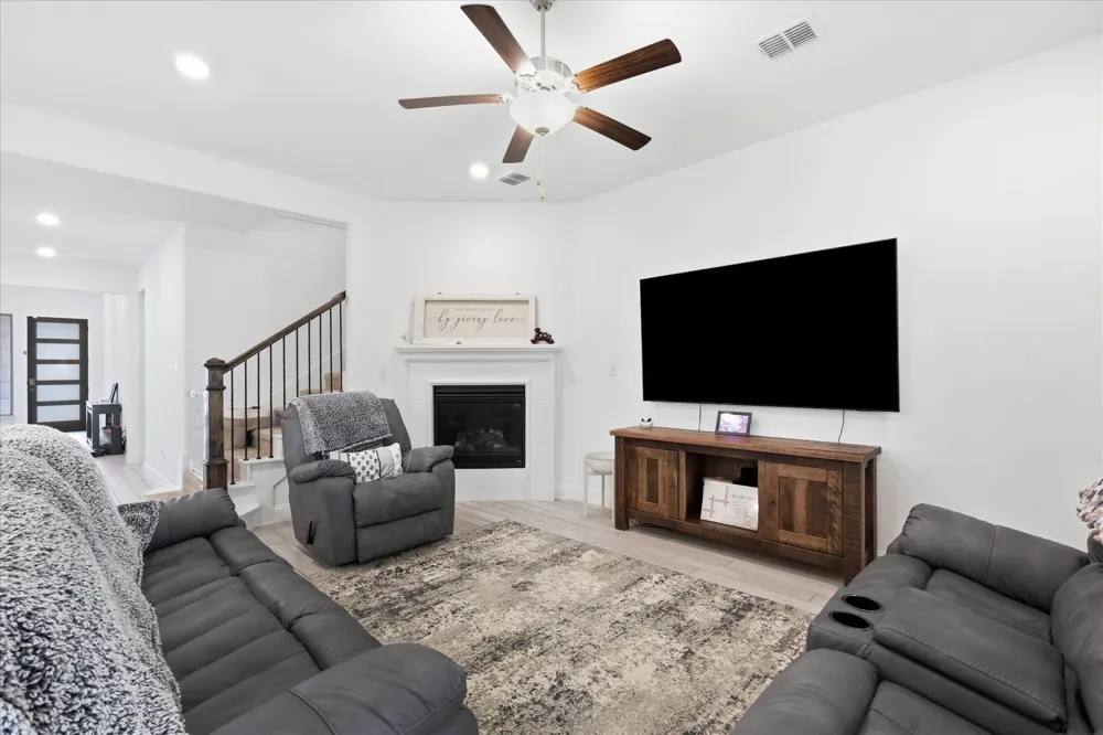 2637 Basswood Drive Northlake, TX 76226
