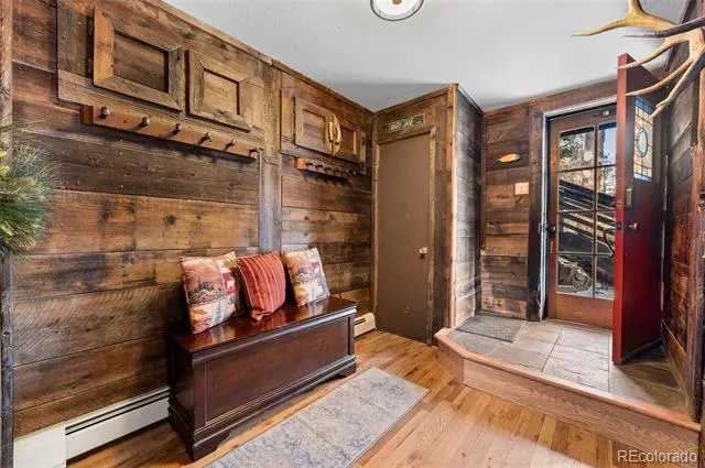 5704 Santa Clara Road Indian Hills, CO 80454