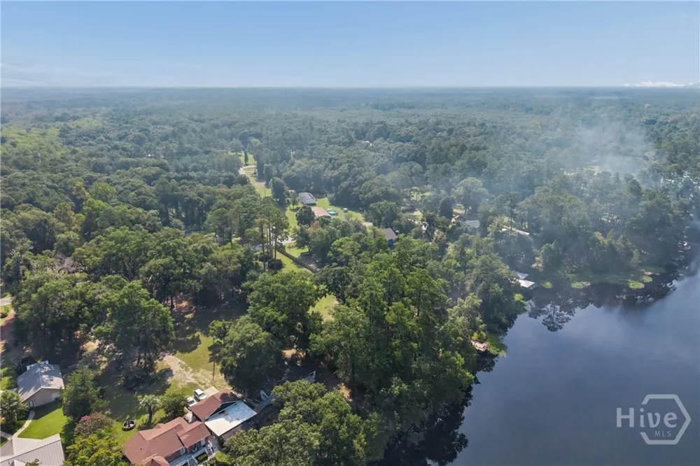 5 Pine Ridge Trail Ellabell, GA 31308