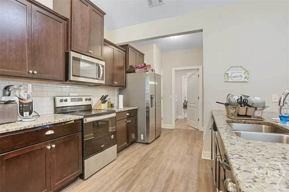 305 Coconut Drive Bloomingdale, GA 31302
