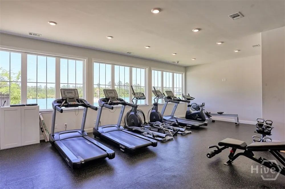 305 Coconut Drive Bloomingdale, GA 31302