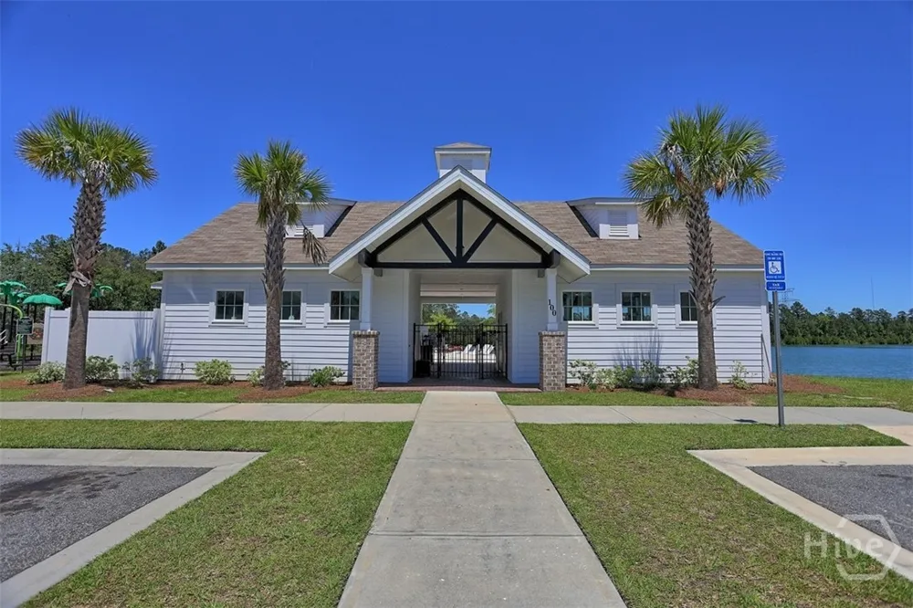 305 Coconut Drive Bloomingdale, GA 31302