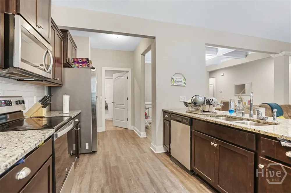 305 Coconut Drive Bloomingdale, GA 31302