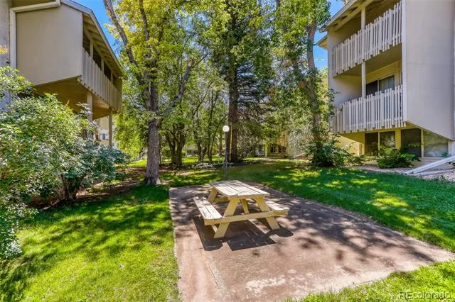 2707 Valmont Road #211B Boulder, CO 80304