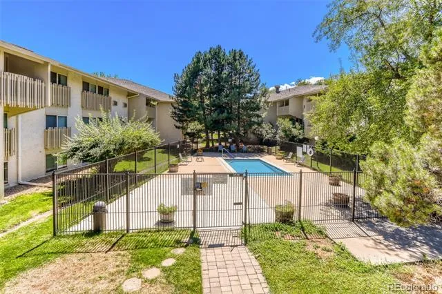 2707 Valmont Road #211B Boulder, CO 80304