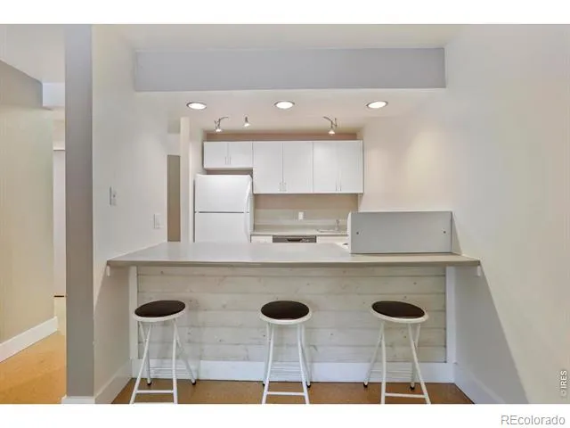 2707 Valmont Road #211B Boulder, CO 80304