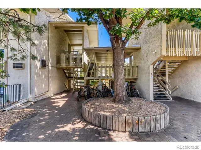 2707 Valmont Road #211B Boulder, CO 80304