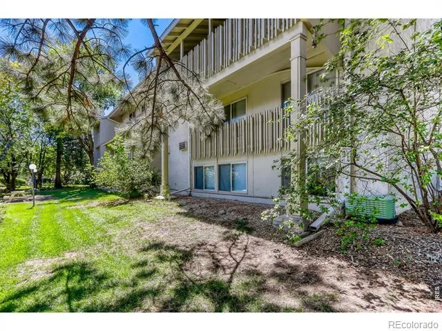 2707 Valmont Road #211B Boulder, CO 80304