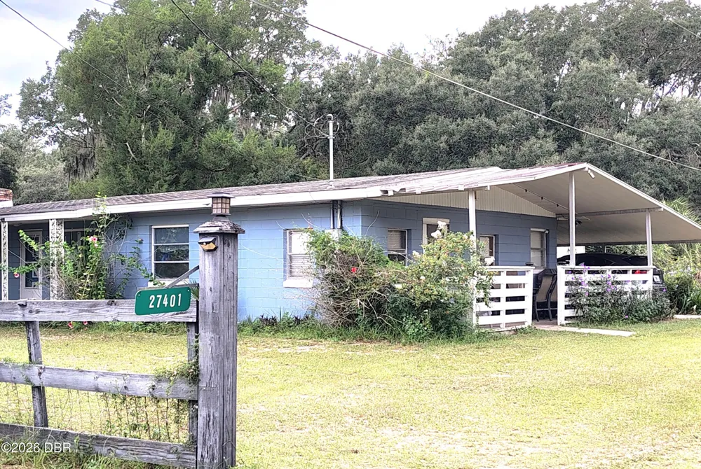 27401 Main Avenue Okahumpka, FL 34762