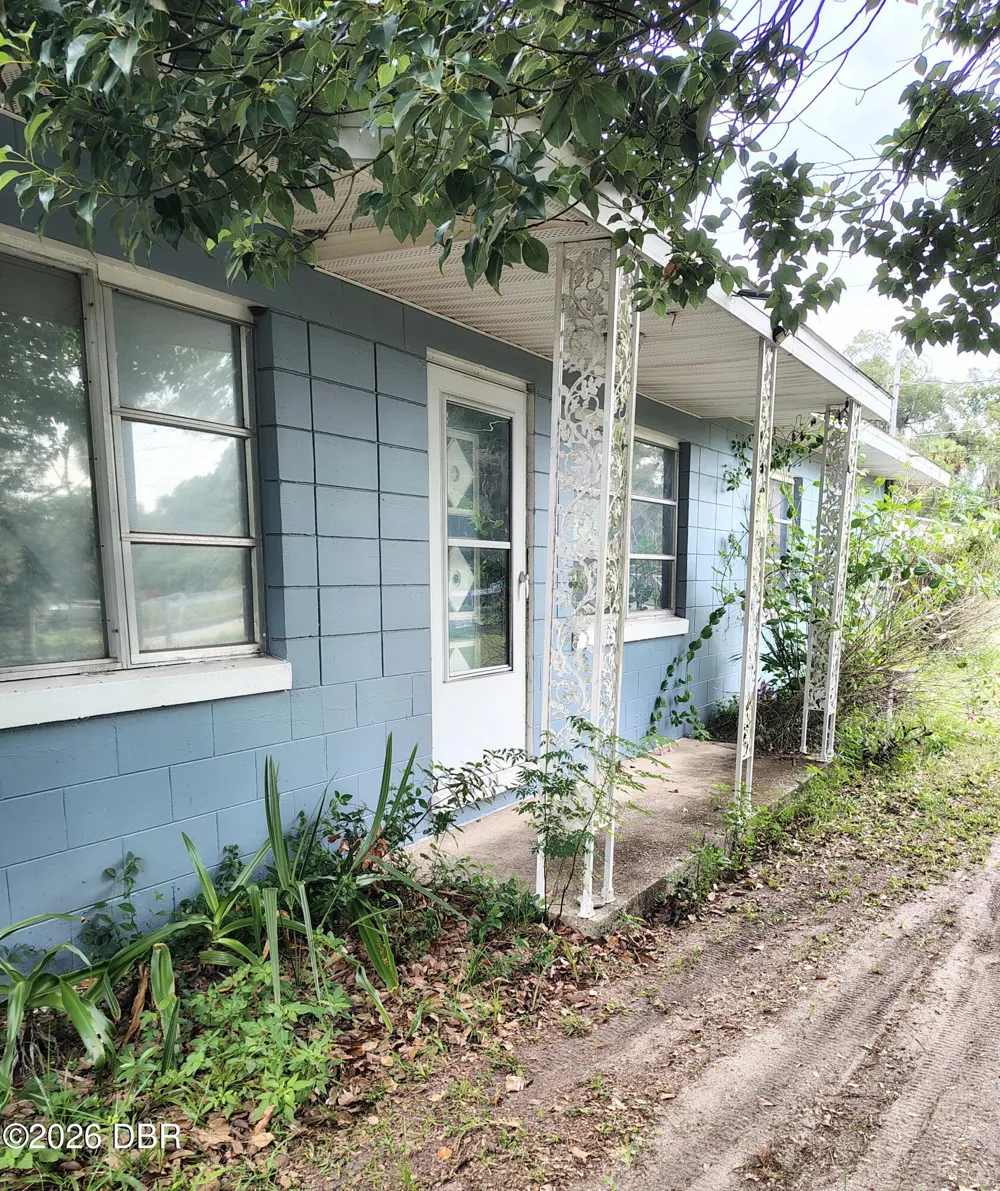 27401 Main Avenue Okahumpka, FL 34762