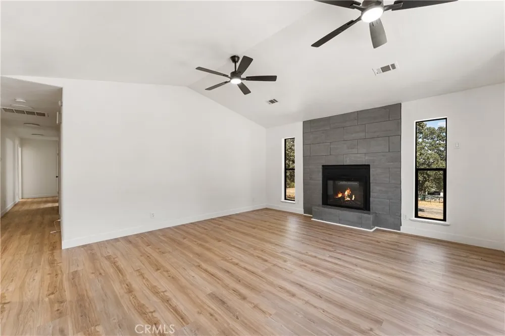22381 William Tell Trail Tehachapi, CA 93561