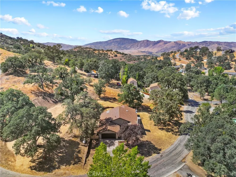 22381 William Tell Trail Tehachapi, CA 93561