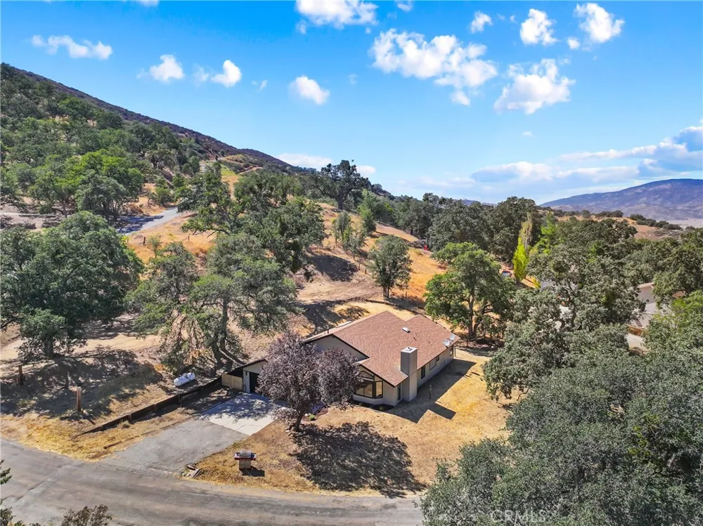 22381 William Tell Trail Tehachapi, CA 93561