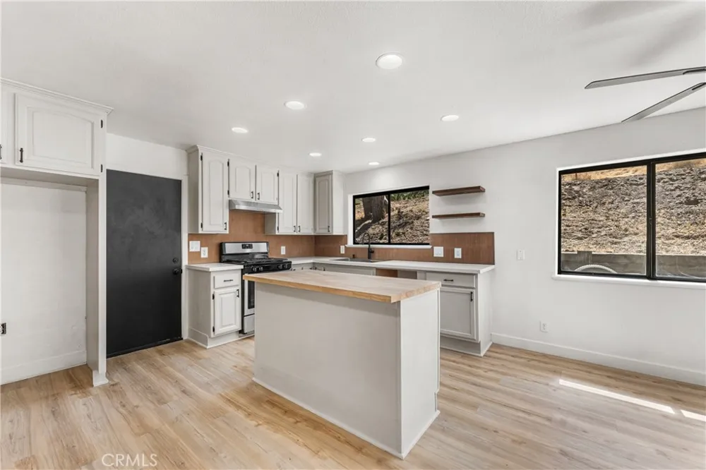 22381 William Tell Trail Tehachapi, CA 93561
