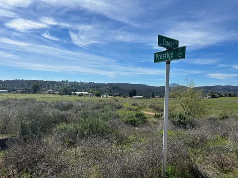Washington St