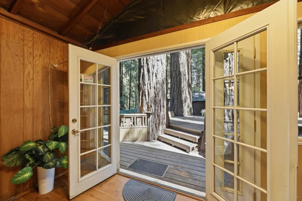 300 Teilh Drive Boulder Creek, CA 95006