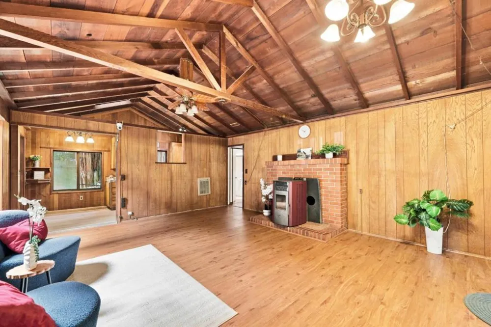 300 Teilh Drive Boulder Creek, CA 95006