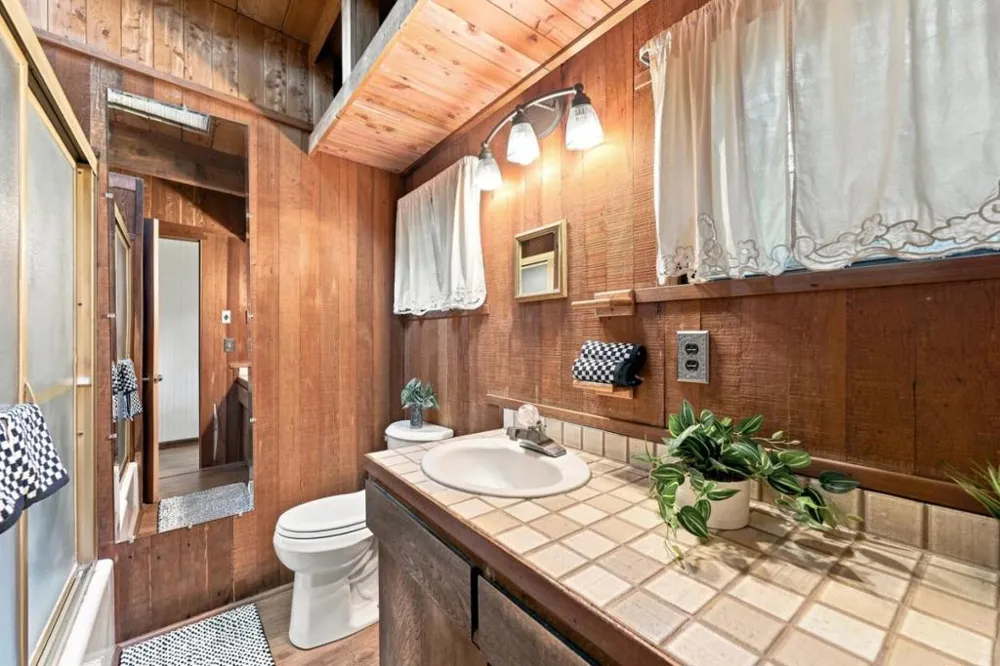 300 Teilh Drive Boulder Creek, CA 95006