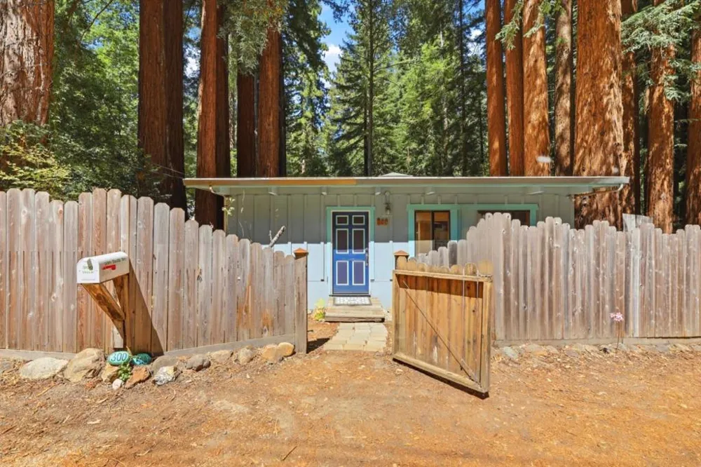 300 Teilh Drive Boulder Creek, CA 95006