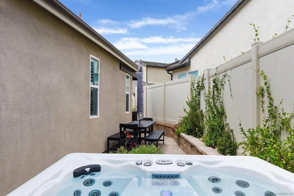 11321 Jacob Ln San Diego, CA 92129