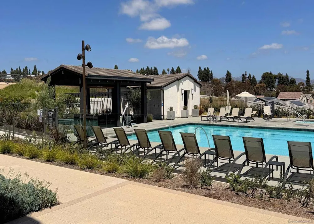 11321 Jacob Ln San Diego, CA 92129