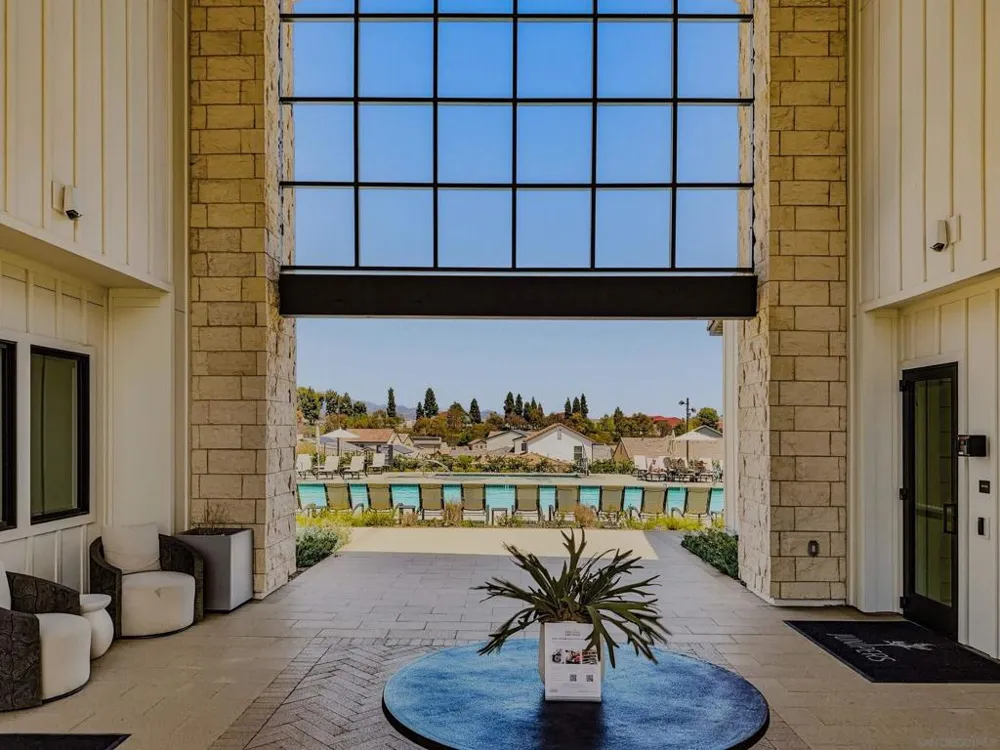 11321 Jacob Ln San Diego, CA 92129