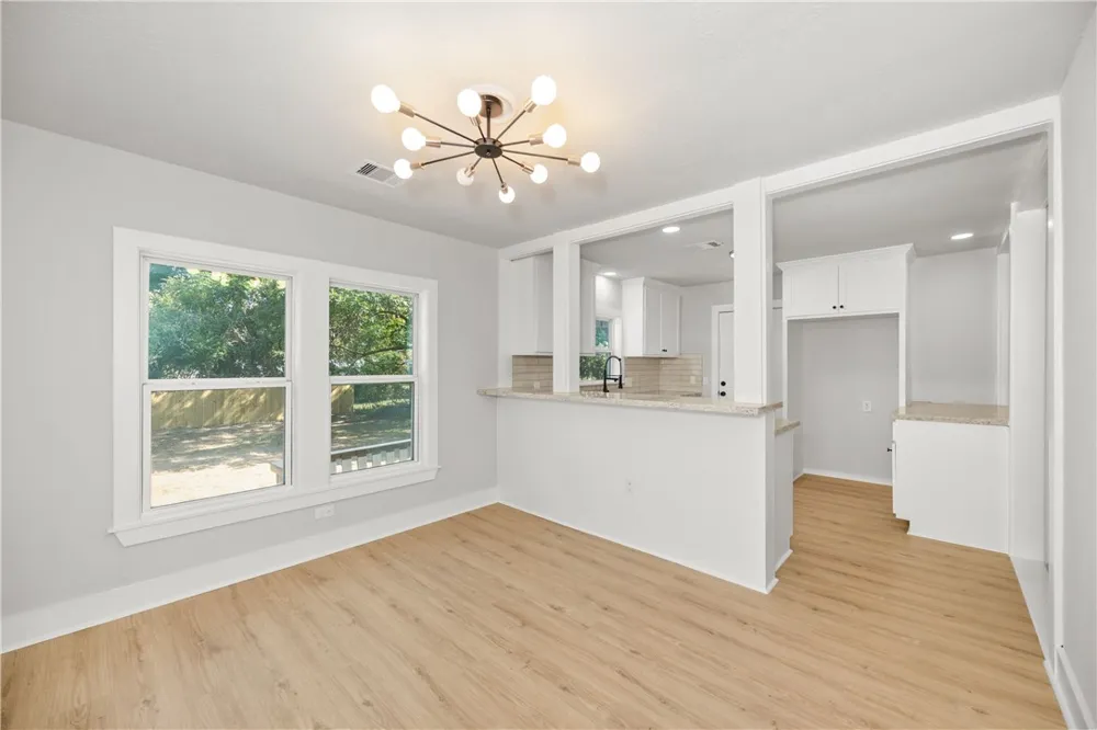 805 E Tom Green Street Brenham, TX 77833