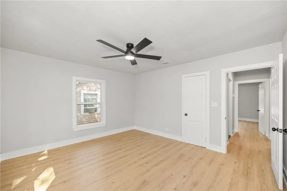 805 E Tom Green Street Brenham, TX 77833