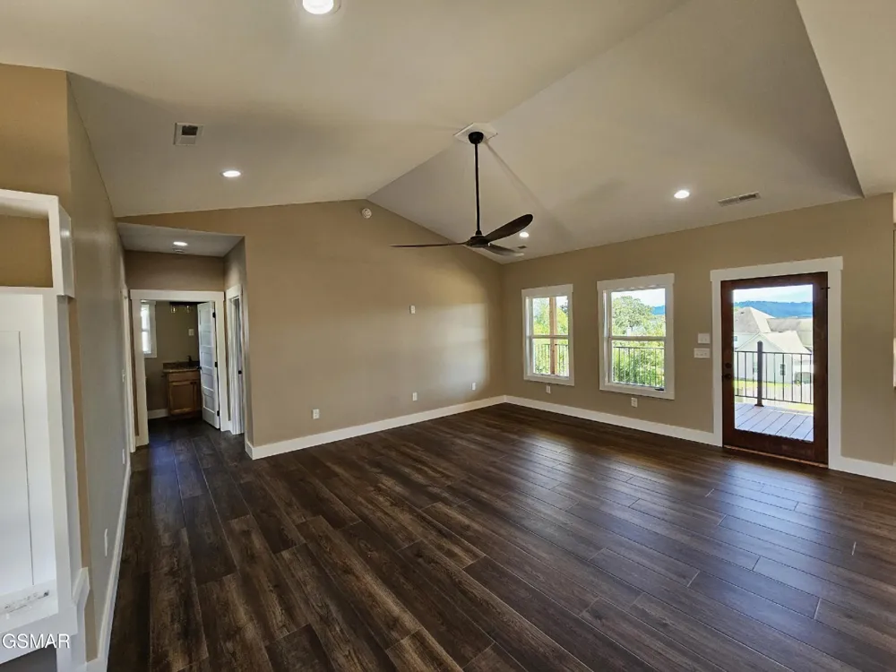 2711 Vista Meadows Lane Sevierville, TN 37876