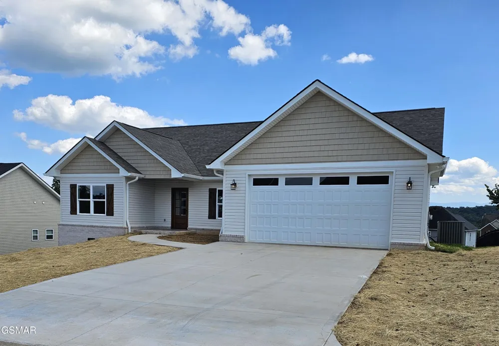 2711 Vista Meadows Lane Sevierville, TN 37876