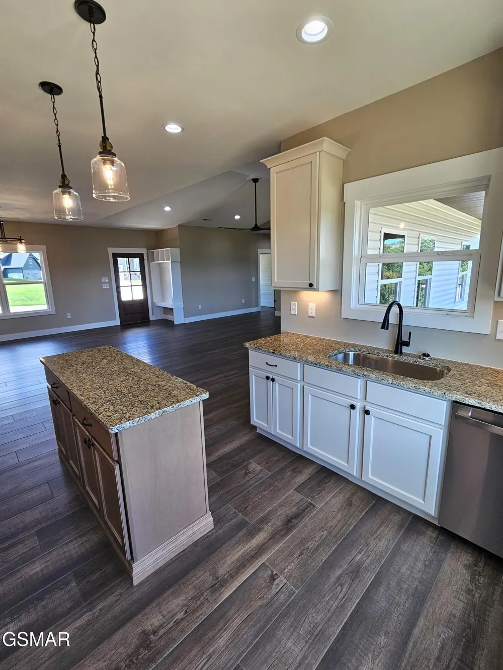 2711 Vista Meadows Lane Sevierville, TN 37876