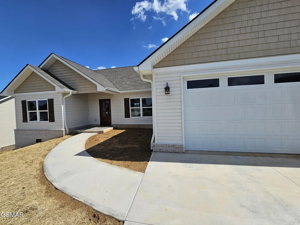 2711 Vista Meadows Lane Sevierville, TN 37876