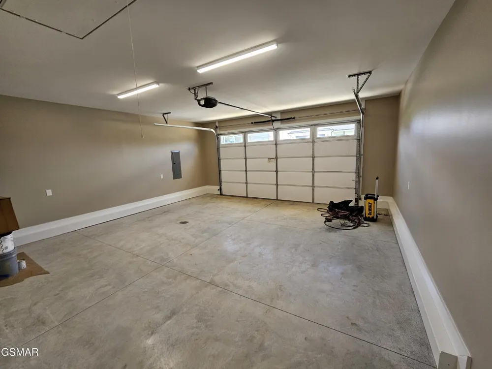 2711 Vista Meadows Lane Sevierville, TN 37876