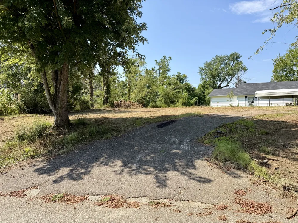 456 Pharr Ave Selmer, TN 38375