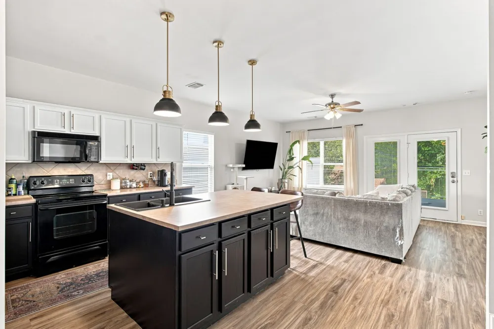 333 Harbor Village Dr Madison, TN 37115