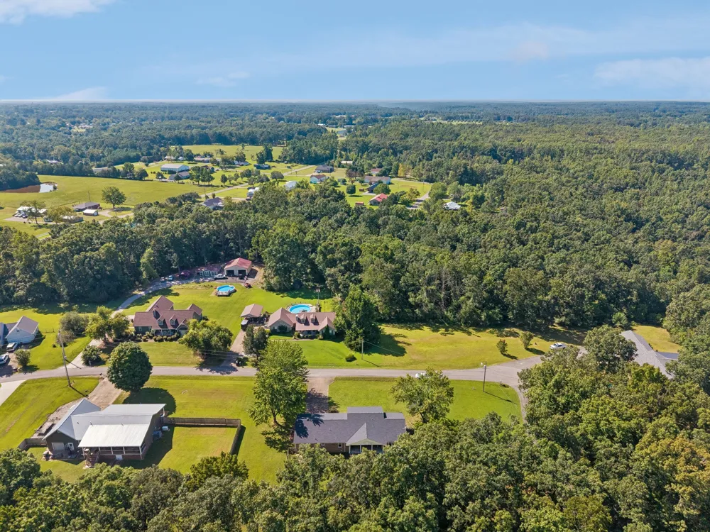 140 Ashley Marie Dr Hohenwald, TN 38462