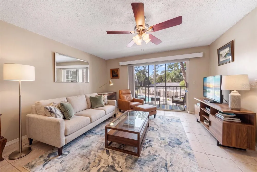 330 PROMENADE DRIVE #206 Dunedin, FL 34698