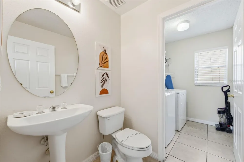 8426 SECRET KEY COVE Kissimmee, FL 34747