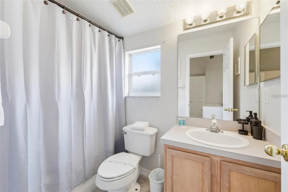 8426 SECRET KEY COVE Kissimmee, FL 34747